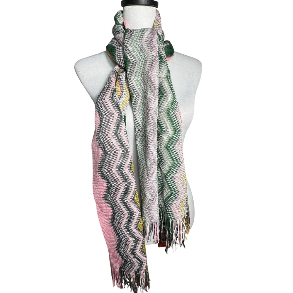 MISSONI NWT Pink Green White Wool Blend Zigzag Knit Scarf NEW Soft Italy Luxury